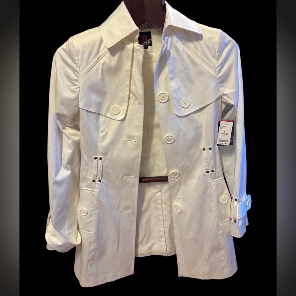 Elegant White Women's Trench Coat by Snap brand new with tags size M